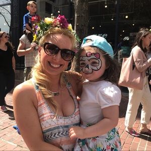 Meet your Posher, Lorraine